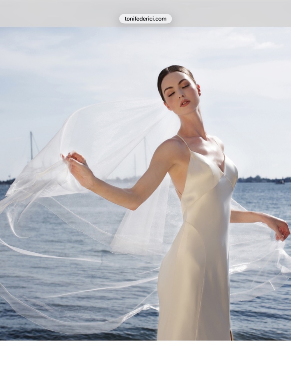 Toni Federici Isla veil